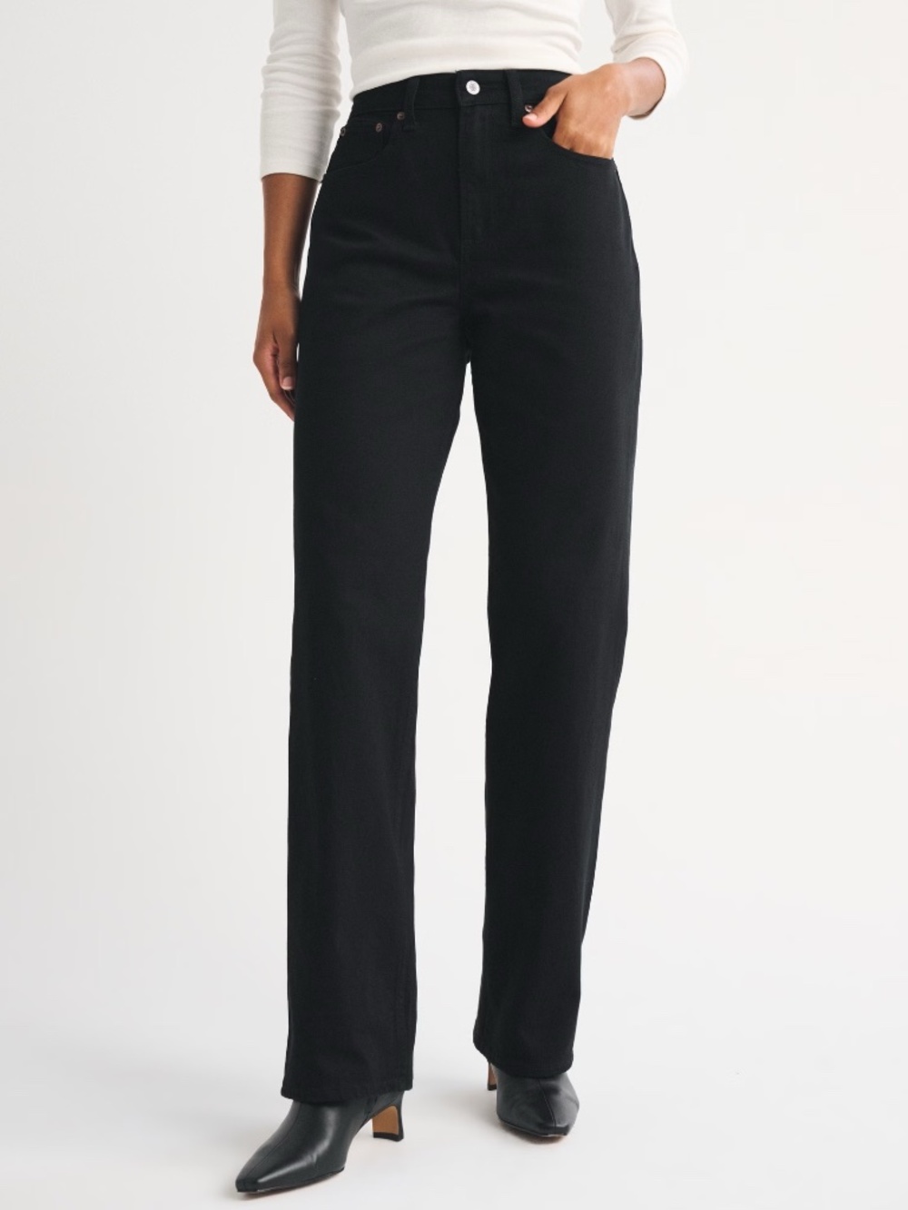 Abercrombie Curve Love 90s Relaxed High Rise Black Jeans Size 24